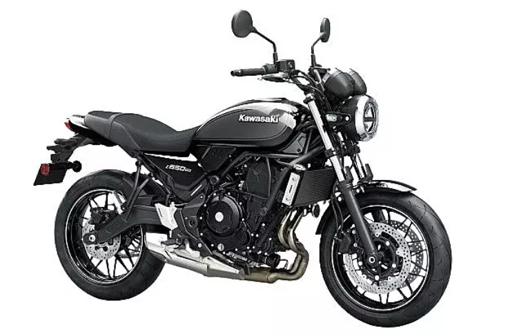 Explore the new 2025 Kawasaki Z650RS with a sleek Ebony finish, powerful 649cc engine, and enhanced features like Kawasaki Traction Control. Priced at ₹7.20 lakh.