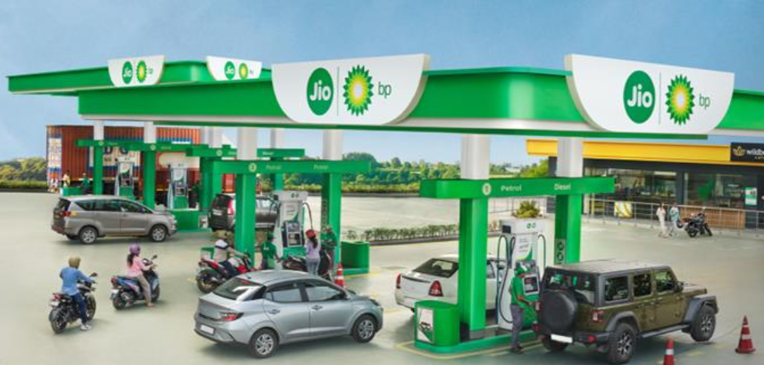 Want to start a Jio BP Pulse electric charging station? Learn about costs, land needs, and Tamil Nadu subsidies in our easy guide. Start your EV business today!